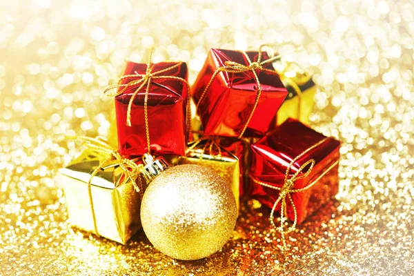 Decorative Boxes Gifts Christmas Ball Abstract Gold Background — Stock Photo, Image