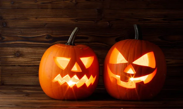 Dynie Halloween Głowa Jack Lantern Wewnątrz Świeca Podłoże Drewniane — Zdjęcie stockowe