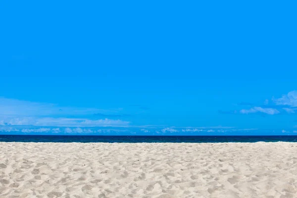 Empty sea and beach — Stock Photo, Image