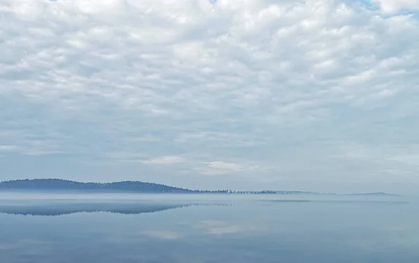 Mattina lago paesaggio — Foto Stock