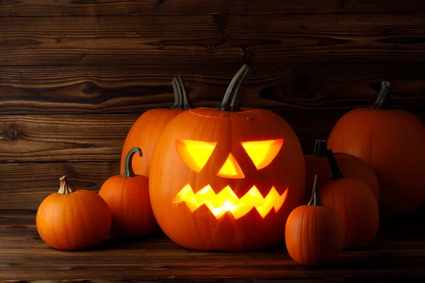 Glowing Halloween pumpkins — Stock Photo, Image