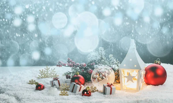 Christmas decor in snow — Stock Photo, Image