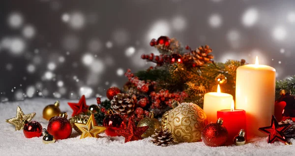 Christmas candles with decoration — Stock Photo, Image