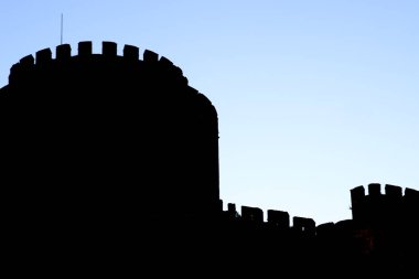 Alacakaranlıkta siluet castle. Istanbul