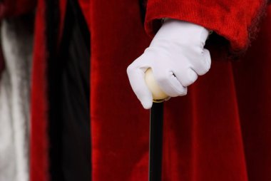 Venedik Karnavalı geleneksel giyim kişi güç sembolünü gösterirken