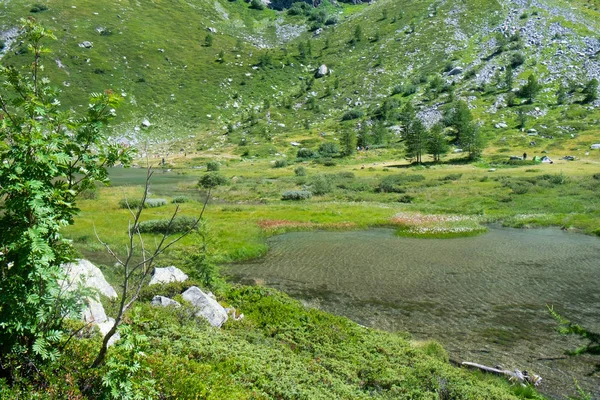 Lac Arpy. Valdigne. Valle dAoste. Alpes italiennes — Photo