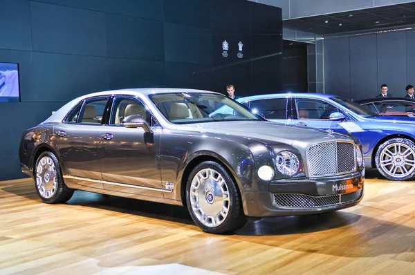 Rusia Moscú Expocentre Agosto Septiembre 2012 Bentley Mulsanne Salón Internacional — Foto de Stock