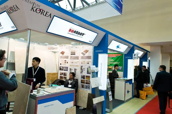 Стенд Кореи Выставке Mosbuild 2013 Апрель 2013 Москва Россия — стоковое фото