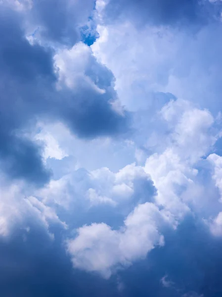 Vacker Blå Molnig Himmel Naturbakgrund — Stockfoto