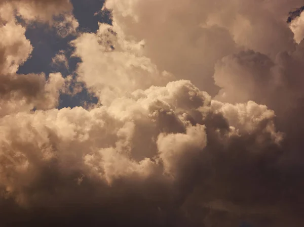 Nuages Sombres Dramatiques Dans Ciel — Photo