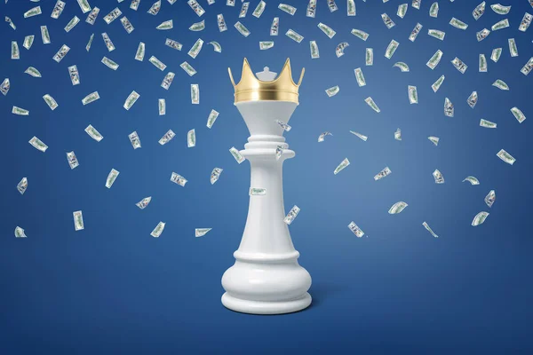 3d representación de un peón de ajedrez blanco con una corona de oro bajo muchos billetes de dólar que caen . —  Fotos de Stock