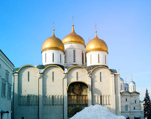 Foto da Catedral da Assunção no Kremlin de Moscou — Fotografia de Stock