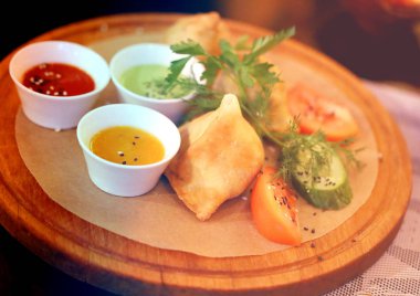 Restoranda lezzetli bir Hint makro fotoğraf set menü