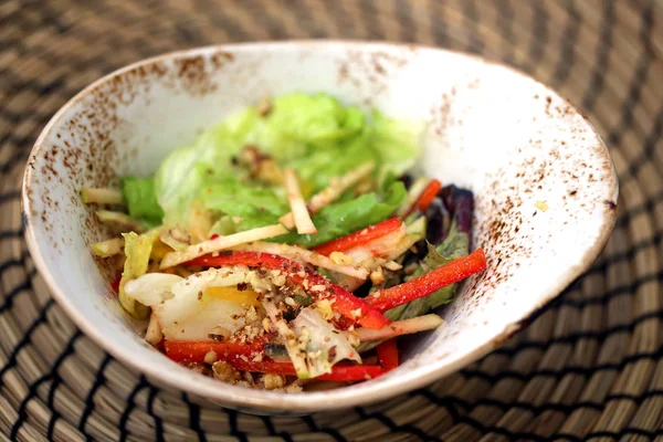 Foto Una Ensalada Verduras Vitamina Macro Restaurante — Foto de Stock