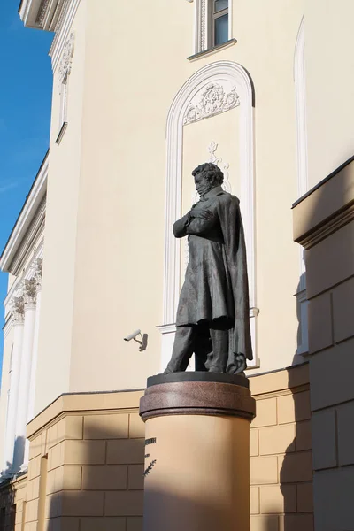 Foto Belo Monumento Antigo Pushkin Kazan — Fotografia de Stock