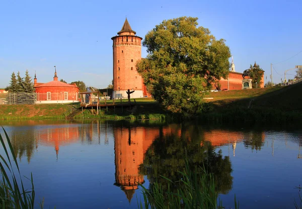 Φωτογραφία του αρχαίου ρωσικού Πύργου στο Κρεμλίνο — Φωτογραφία Αρχείου
