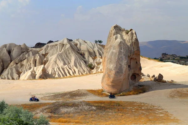 Foto Hermosas Vistas Del Paisaje Las Montañas Capadocia Turquía Una — Foto de Stock