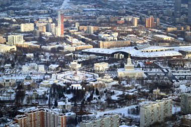 Güzel kış fotoğraf Moskova panoramik batımında yukarıdan yerler ile