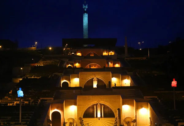 Foto lansekap tangga batu Cascade di Yerevan — Stok Foto