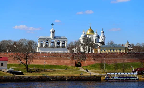 Foto's van het landschap van de grote Novgorod Kremlin — Stockfoto