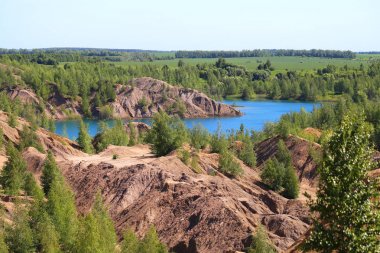 Tula bölgesinde güzel mavi göller fotoğraf Rusya