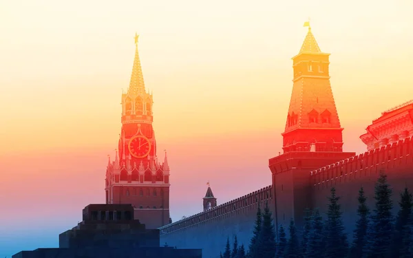 Fotografie luminos Peisaj frumos al Kremlinului din Moscova — Fotografie, imagine de stoc