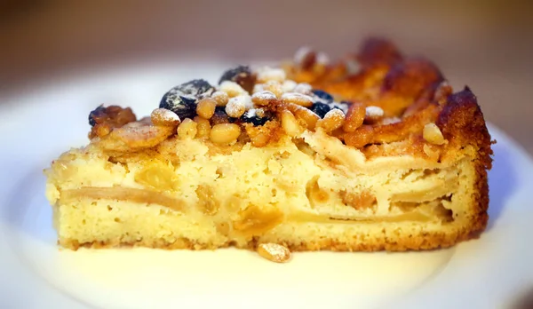 Photo Macro Delicious Apple Pie Nuts Cafe — Stock Photo, Image