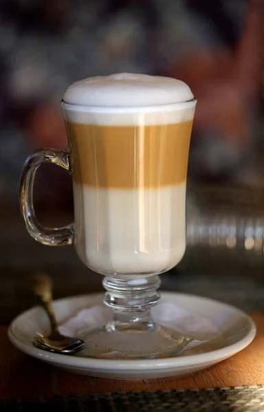 Foto macro de delicioso café latte — Fotografia de Stock