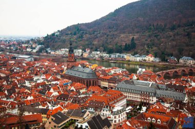 Heidelberg, Almanya 17 Aralık 2018: Heidelbeg'in tepelerinden görünümü, Almanya
