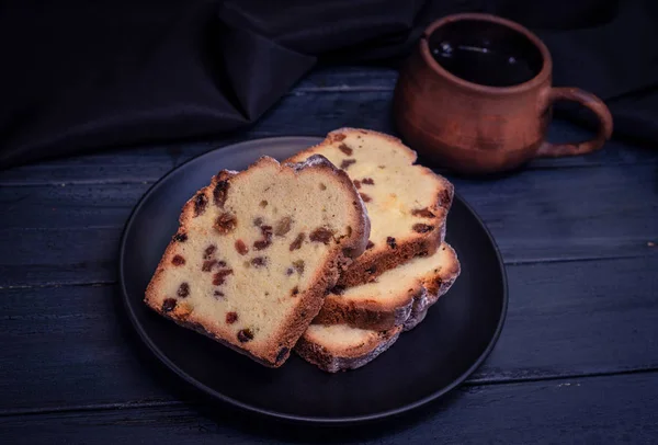 Cafea Tort Stafide Fundal Întunecat — Fotografie, imagine de stoc