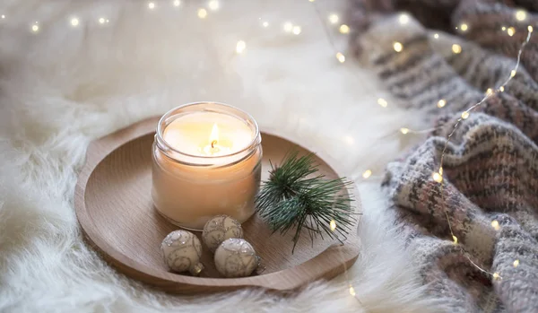 Vela Navideña Festiva Luz Vela Decoración Invierno Vacaciones Con Luces — Foto de Stock