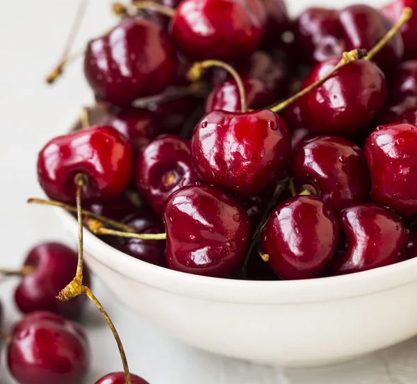 Fresh Healthy Organic Cherries Heap Bowl — Stock Photo, Image