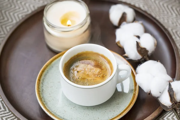 Copo Café Expresso Bandeja Madeira Aconchegante Casa Ainda Vida Com — Fotografia de Stock