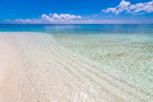 Plage Tropicale Mer Lagune Bleue Vagues Ondulations Douces — Photo