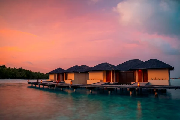 Maldives Island Sunset Water Bungalows Resort Islands Beach Indian Ocean — Stock Photo, Image