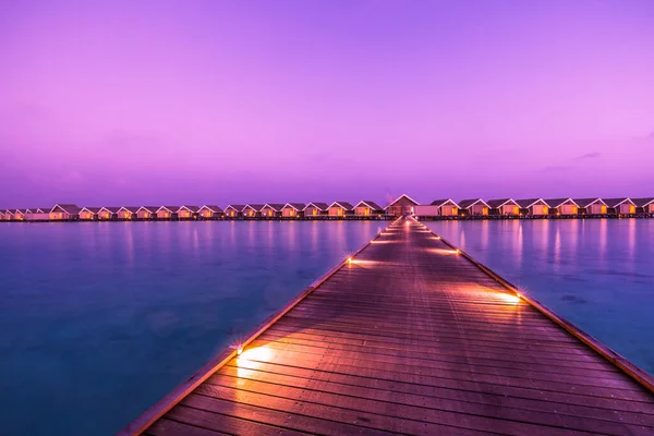 Sonnenuntergang Auf Den Malediven Wasserbungalows Befinden Sich Strand Der Inseln — Stockfoto