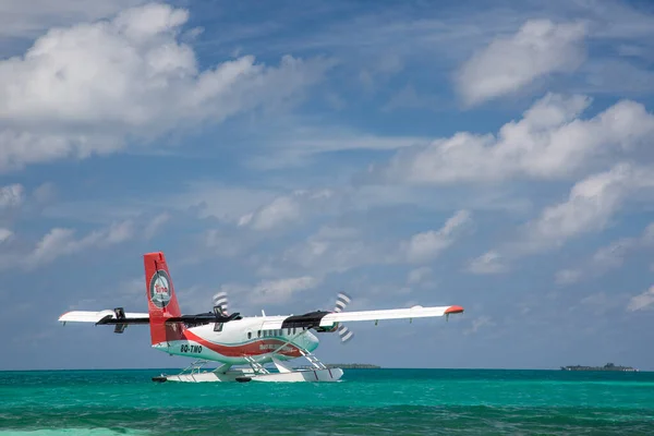Ari Atoll Malediven 2018 Malediven Watervliegtuig Luxe Resort Houten Steiger — Stockfoto