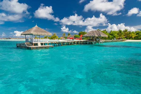 Über Wasser Luxuriöses Spa Der Tropisch Blauen Lagune Der Malediven — Stockfoto