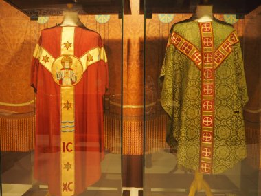 Jakarta, Endonezya - 2 Ağustos 2018: Geçmişi açıklamak Katolik nesneleri koleksiyonu ve geliştirme Endonezya Katolikliğin Müzesi Katedral (Cathedral Museum) vardır.