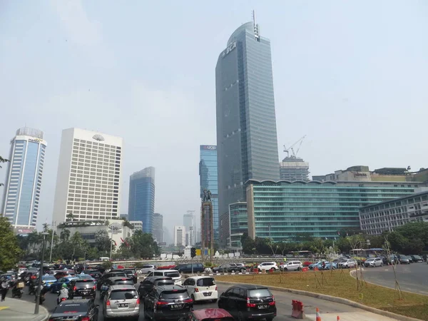 Jakarta Indonesia August 2018 Traffic Jalan Thamrin Bundaran Hotel Indonesia — Stock fotografie