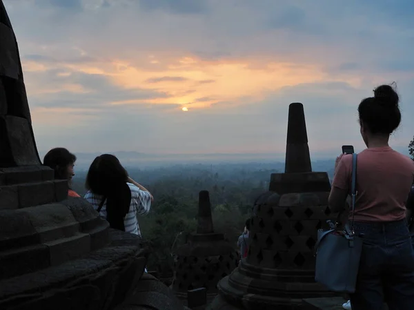 Magelang Endonezya Ekim 2018 Yabancı Yerel Turist Borobudur Tapınağı Nda — Stok fotoğraf