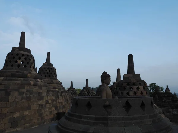 印度尼西亚马格朗 2018年10月30日 早上的婆罗浮宫 婆罗浮宫是世界上最大的佛教纪念碑 被广泛认为是世界七大奇观之一的古老遗址 — 图库照片