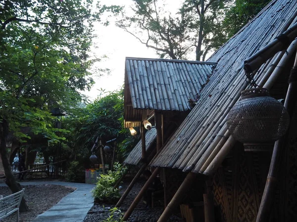 Tangerang Indonésie Octobre 2018 Une Cabane Traditionnelle Bambou Taman Bambu — Photo