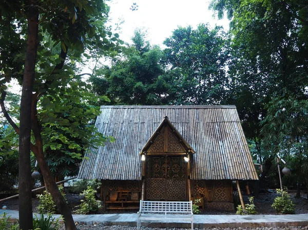 Tangerang Indonesien Oktober 2018 Eine Traditionelle Bambushütte Taman Bambu Bambuspark — Stockfoto