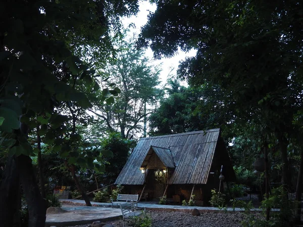 Tangerang Indonésie Octobre 2018 Une Cabane Traditionnelle Bambou Taman Bambu — Photo