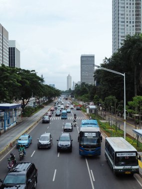 Jakarta, Endonezya - 1 Mart 2019: Cityscape in Sudirman sokak Senayan bölgesinde.