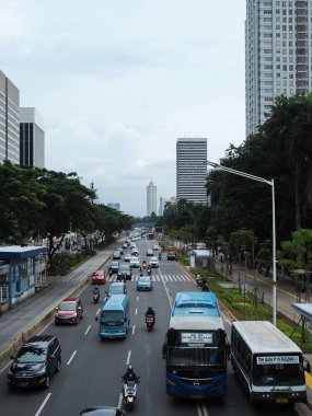 Jakarta, Endonezya - 1 Mart 2019: Cityscape in Sudirman sokak Senayan bölgesinde.