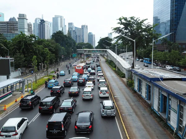 Yakarta Indonesia Marzo 2019 Tráfico Congestionado Calle Sudirman — Foto de Stock