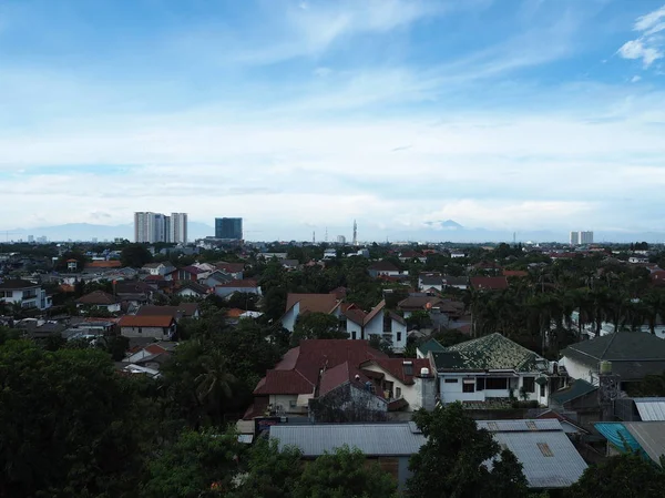 Jakarta, Endonezya - 23 Mart 2019: Fatmawati bölgesinde konut kalabalık.