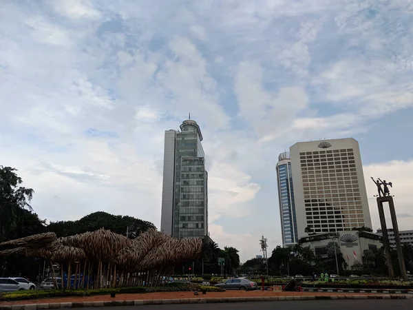 Jakarta Indonezja Lutego 2019 Ruch Jalan Thamrin Ulica Thamrin Wokół — Zdjęcie stockowe
